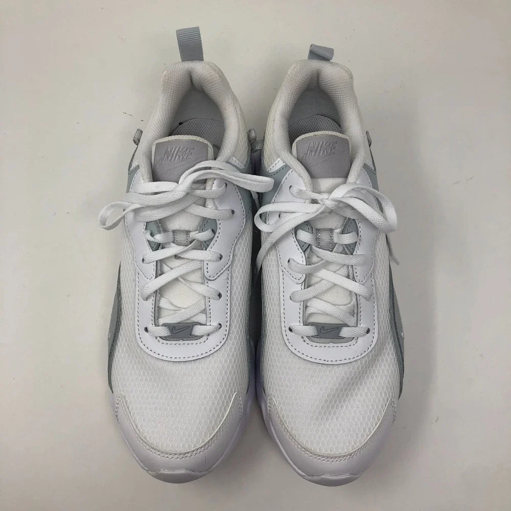Nike Ryz 365 2 Sneaker White Metallic Platinum‎ Womens 9.5 Activewear Running